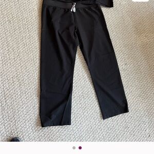 FIGS Livingston scrub pants